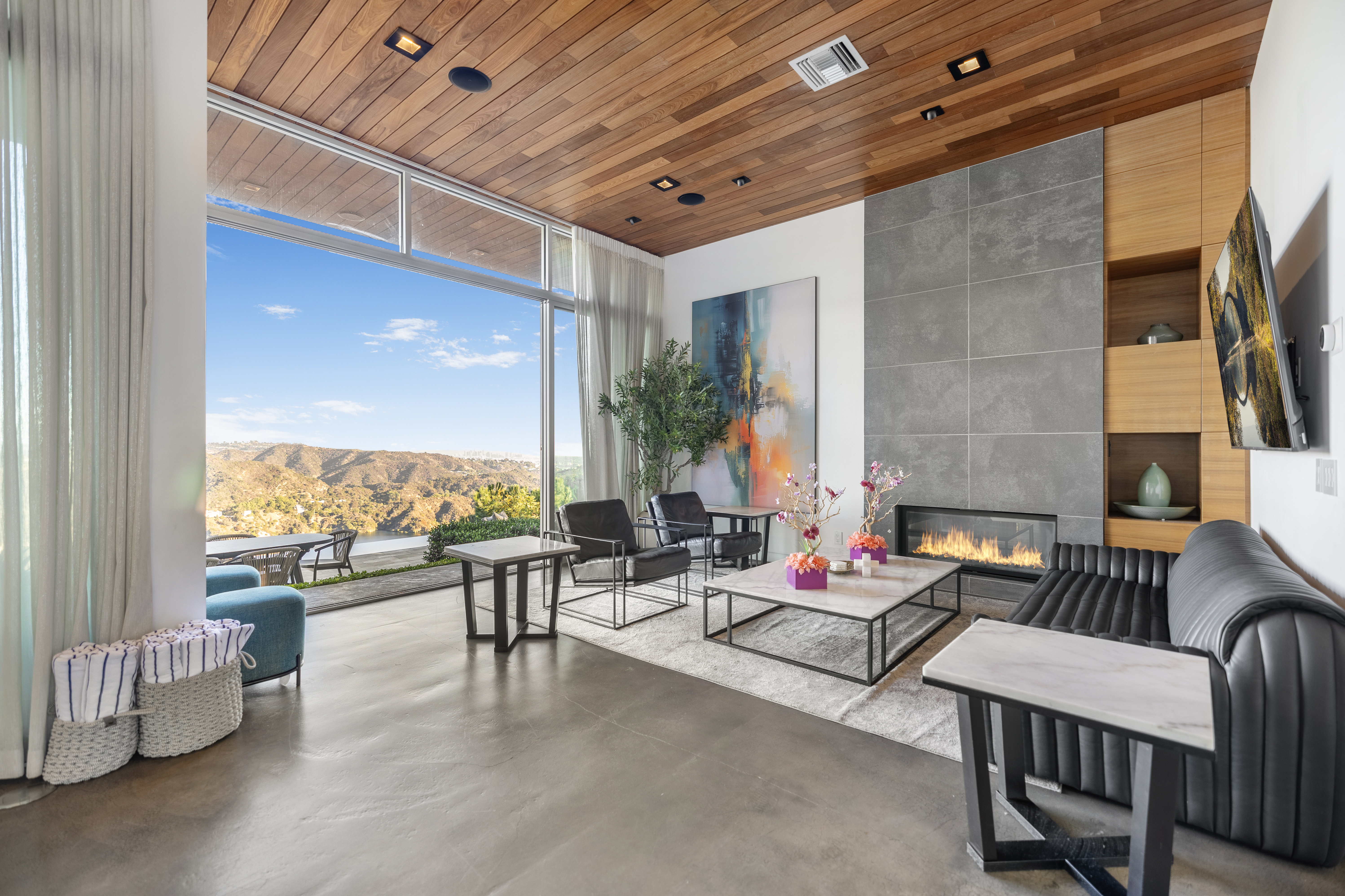 What Makes Lotustay Different: A New Standard in Luxury Rentals
