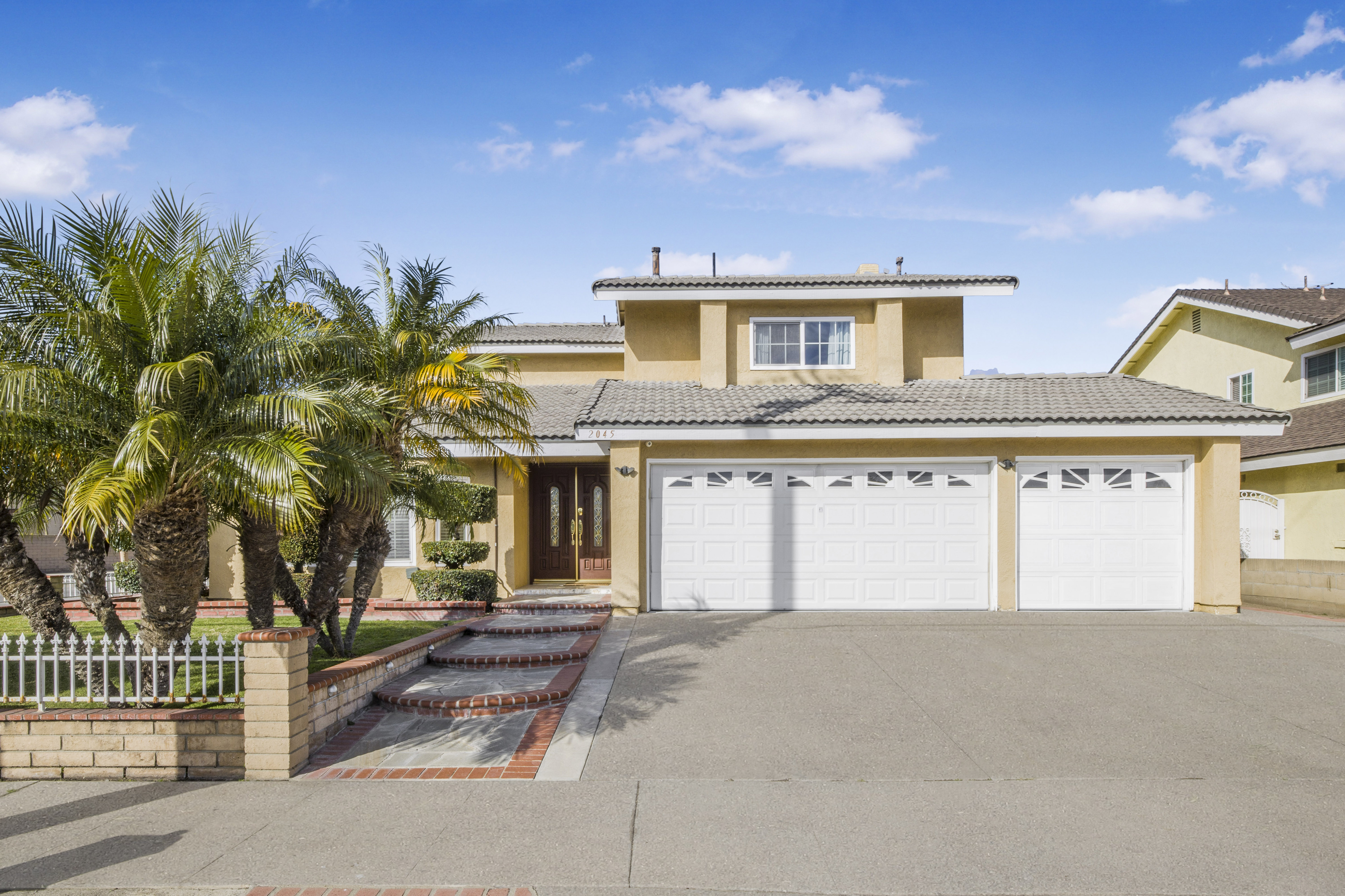 Gorgeous Family Home, Just 8 mins from Disneyland